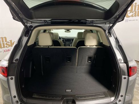 Used 2023 Buick Enclave Essence w/ Experience Buick Package image 24