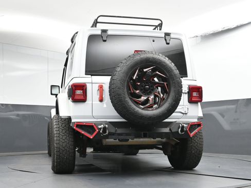 Used 2021 Jeep Wrangler Unlimited Rubicon image 24