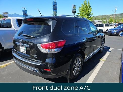 Used 2015 Nissan Pathfinder SL AWD/4WD image 3