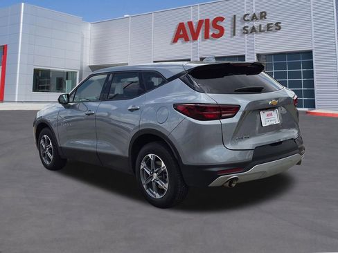 Used 2025 Chevrolet Blazer LT image 7