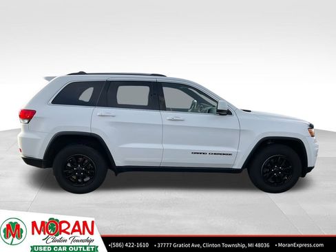 Used 2018 Jeep Grand Cherokee Laredo image 6
