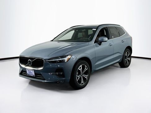 Used 2022 Volvo XC60 B5 Momentum AWD/4WD image 1