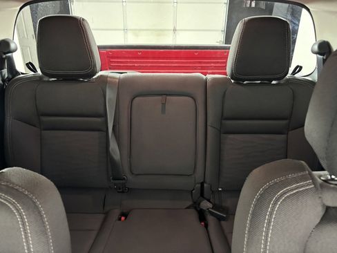 Used 2022 Nissan Frontier SV image 38