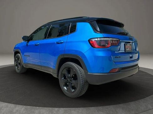 Used 2018 Jeep Compass Latitude w/ Popular Equipment Group AWD/4WD image 7