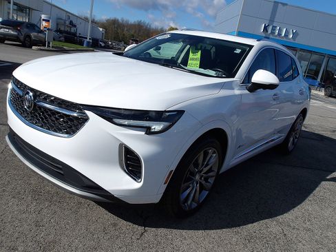 Used 2021 Buick Envision Avenir w/ Technology Package II image 3