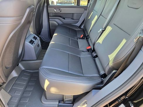 New 2025 INEOS Grenadier 1924 Limited Edition image 12