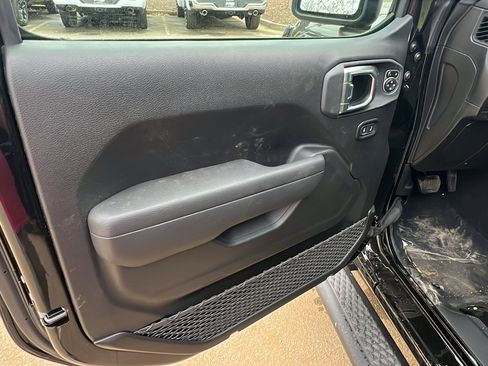 New 2026 Jeep Gladiator Sport AWD/4WD image 14