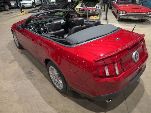 Used 2012 Ford Mustang Premium image 16