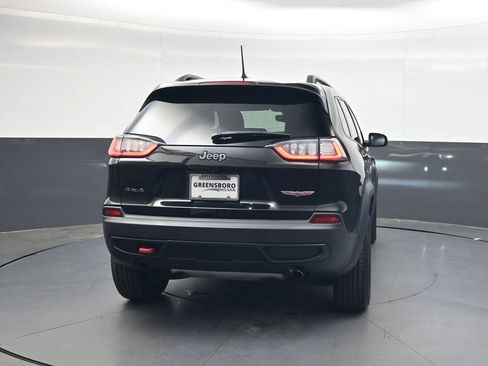 Used 2021 Jeep Cherokee Trailhawk AWD/4WD image 5
