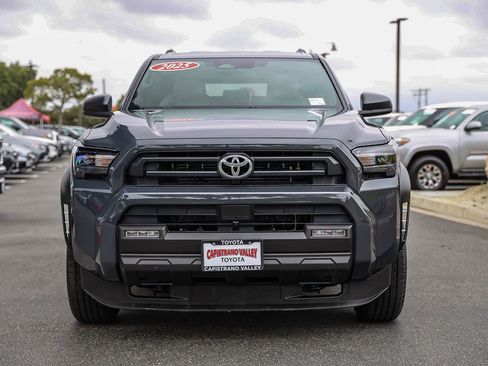 Certified 2025 Toyota 4Runner SR5 image 2