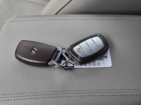 Used 2015 Hyundai Sonata Limited w/ Option Group 05 FWD image 35