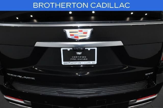 Certified 2025 Cadillac Escalade Premium Luxury w/ LPO, Floor Liner Package AWD/4WD image 17