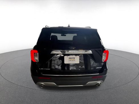 Used 2023 Ford Explorer Limited image 18