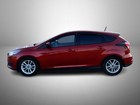 Used 2018 Ford Focus SE image 8