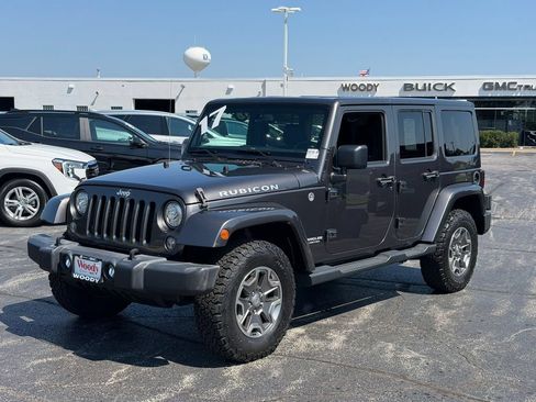 Used 2017 Jeep Wrangler Unlimited Rubicon w/ Connectivity Group AWD/4WD image 2