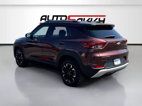 Used 2023 Chevrolet TrailBlazer LT FWD image 5