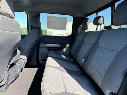 New 2026 Ford F250 XL w/ STX Appearance Package AWD/4WD image 22