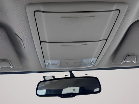 Used 2010 Ford F150 XLT image 31