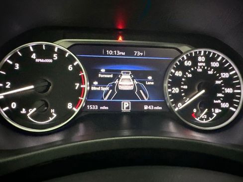 Used 2025 Nissan Sentra SV FWD image 13