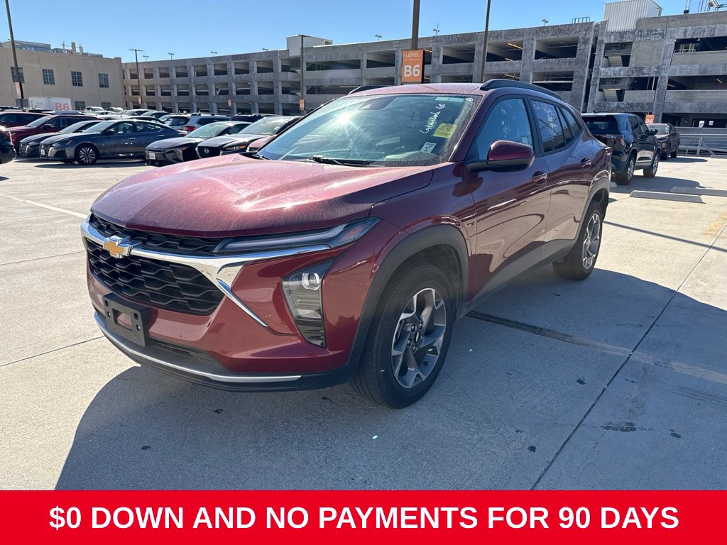 Used 2025 Chevrolet Trax LT w/ LT Convenience Package FWD image 1