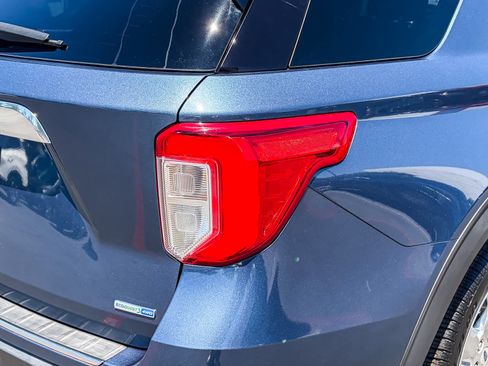 Used 2020 Ford Explorer Platinum AWD/4WD image 8