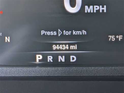 Used 2016 RAM 1500 Laramie w/ Convenience Group image 31