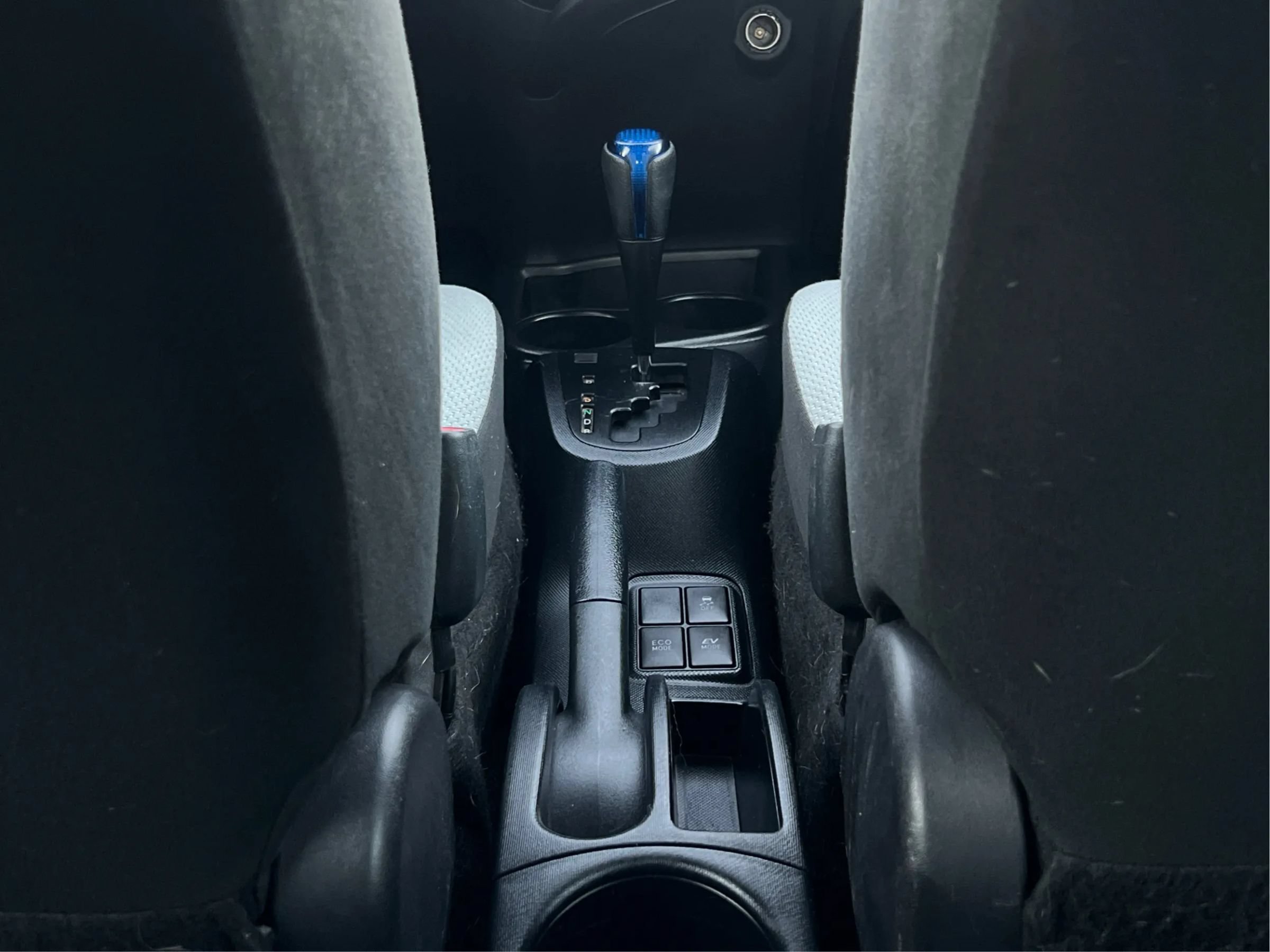 Used 2017 Toyota Prius C One FWD image 32