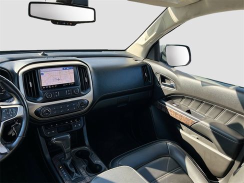 Used 2021 GMC Canyon Denali image 24