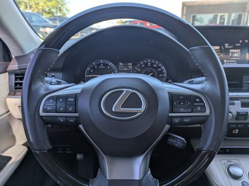 Used 2017 Lexus ES 350 w/ Premium Package FWD image 27