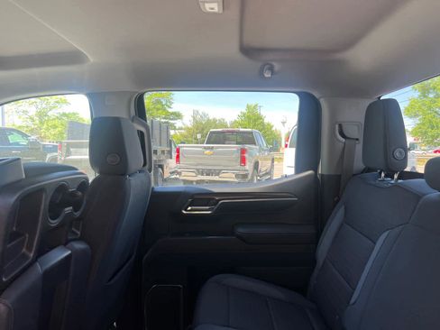 Certified 2023 Chevrolet Silverado 1500 LT AWD/4WD image 27