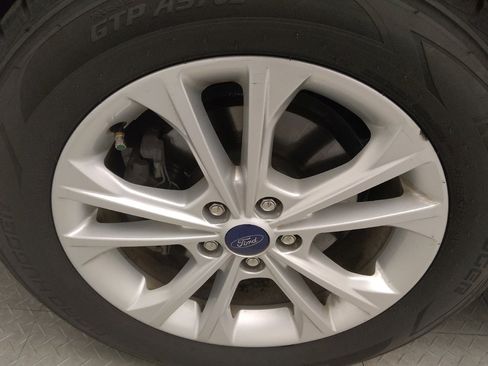 Used 2018 Ford Escape SE image 31