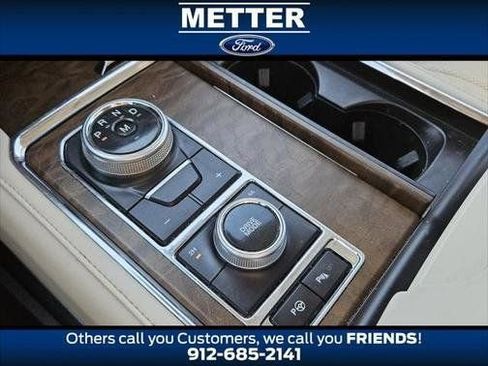 Used 2019 Ford Expedition Max Platinum AWD/4WD image 19