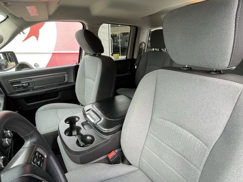 Used 2024 RAM 1500 Classic SLT image 19