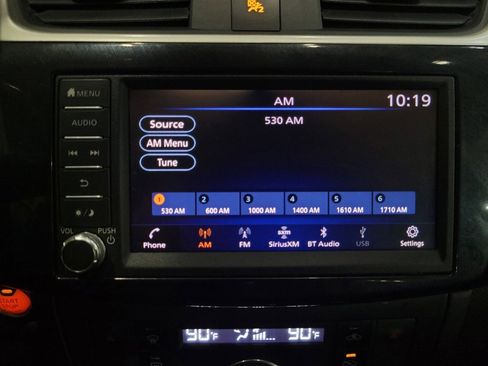 Used 2019 Nissan Sentra SV w/ Exterior Package image 25