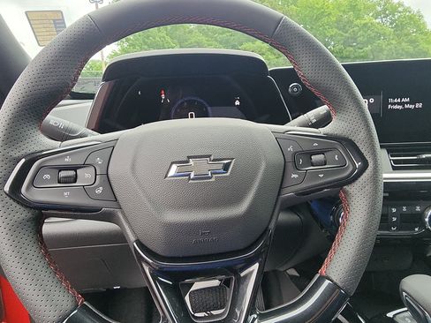 New 2026 Chevrolet Trax RS w/ Driver Confidence Package FWD image 15