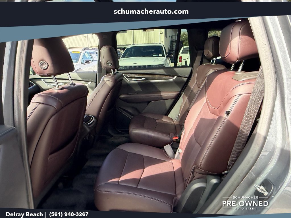 Used 2021 Cadillac XT6 Premium Luxury FWD image 12