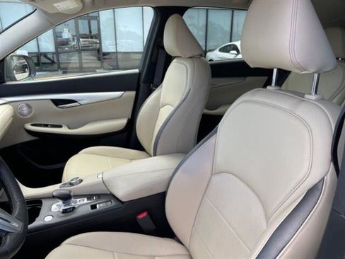 Used 2022 INFINITI QX50 Sensory image 15