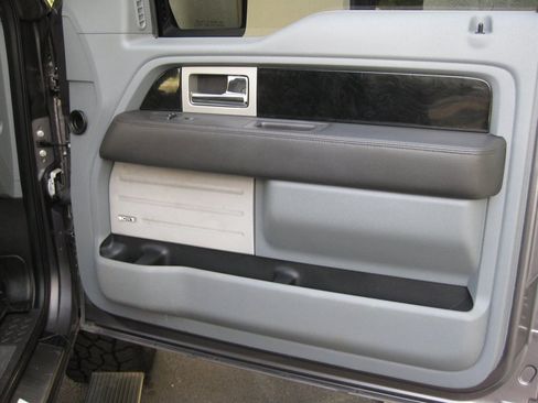 Used 2011 Ford F150 Platinum AWD/4WD image 39