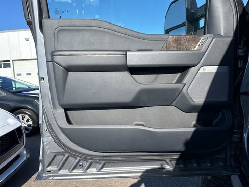 Used 2024 Ford F250 Lariat w/ Lariat Ultimate Package image 21