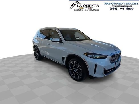 Used 2024 BMW X5 xDrive40i w/ Parking Assistance Package AWD/4WD image 2
