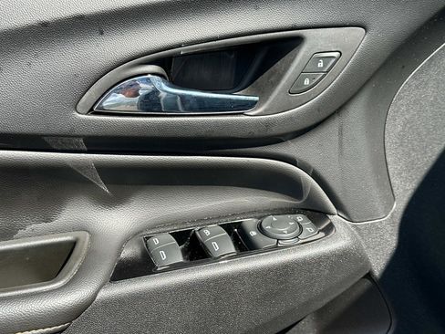 Certified 2023 Chevrolet Equinox Premier image 18