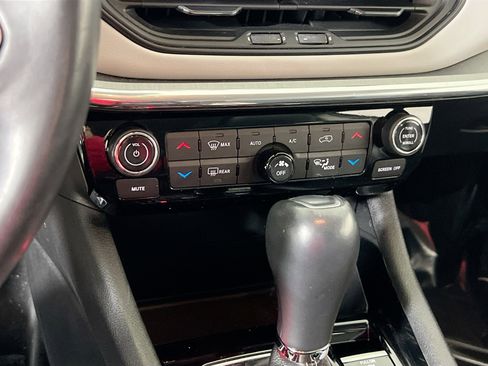 Used 2022 Jeep Compass Limited AWD/4WD image 15