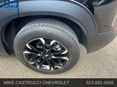 Used 2023 Chevrolet TrailBlazer LT FWD image 5