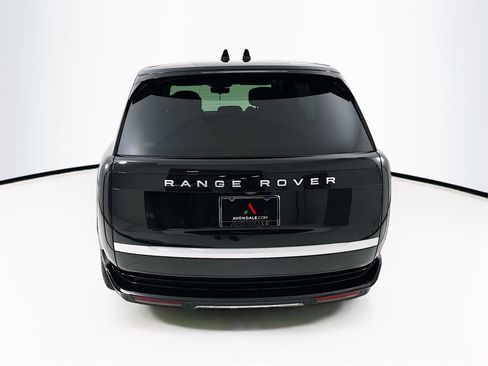 Used 2025 Land Rover Range Rover Long Wheelbase Autobiography image 7
