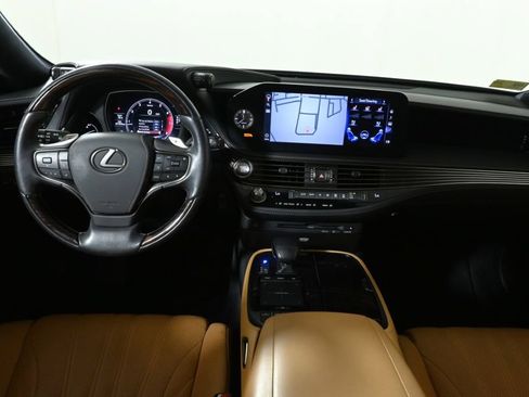Used 2021 Lexus LS 500 AWD w/ Luxury Package image 17