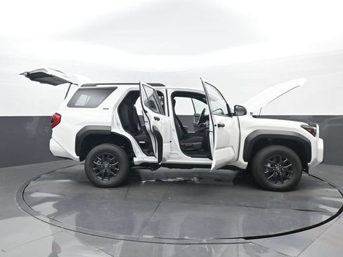 New 2026 Toyota 4Runner SR5 RWD image 30