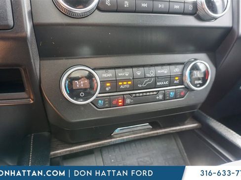 Used 2021 Ford Expedition Limited image 9