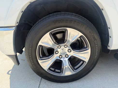 Used 2020 RAM 1500 Laramie AWD/4WD image 73
