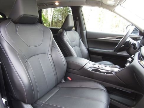 Used 2025 INFINITI QX60 Luxe AWD/4WD image 20