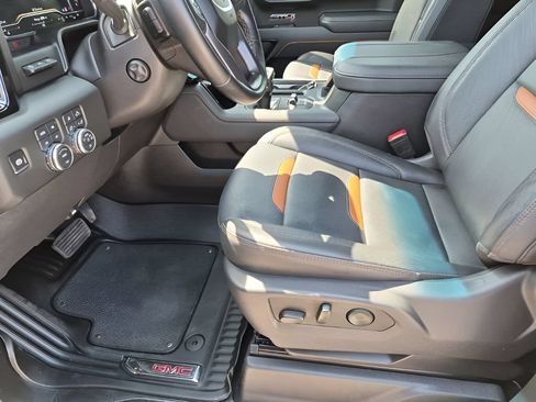 Used 2025 GMC Sierra 1500 AT4 w/ AT4 Premium Package AWD/4WD image 35